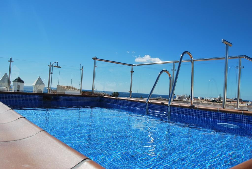 Apartamentos Plaza نيرخا المظهر الخارجي الصورة